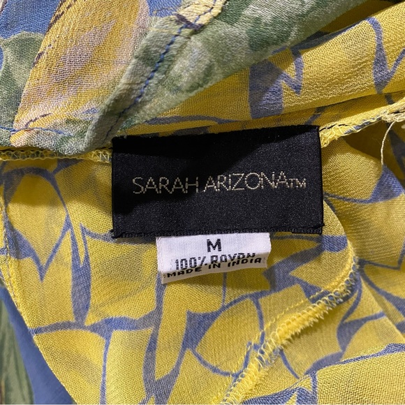 Sarah Arizona Floral and Abstract Patterned REVERSE Skirt Two in One 100% Rayon - Picture 8 of 9